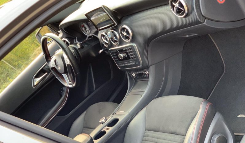 Mercedes Benz A200 AMG lleno