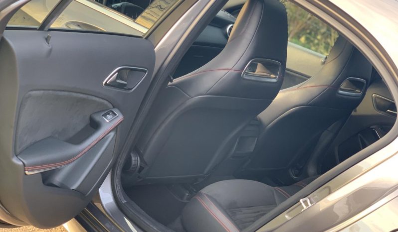 Mercedes Benz A200 AMG lleno