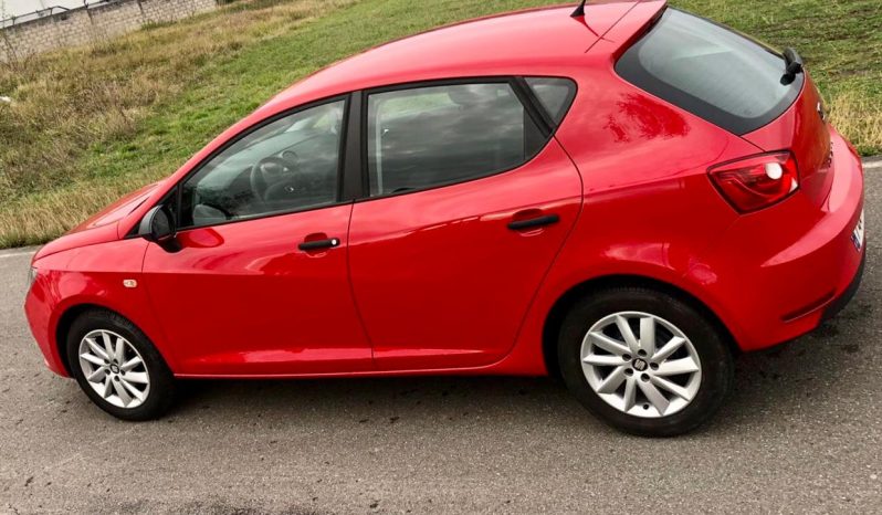 Seat Ibiza lleno
