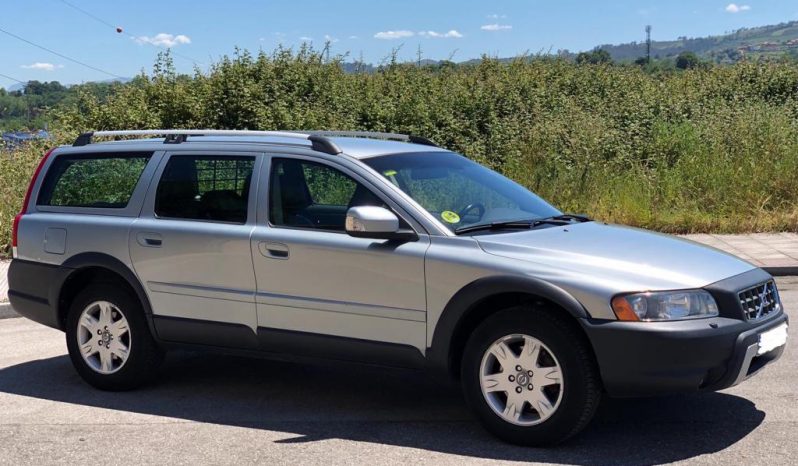 Volvo XC 70 2.4 D5 Momentum lleno