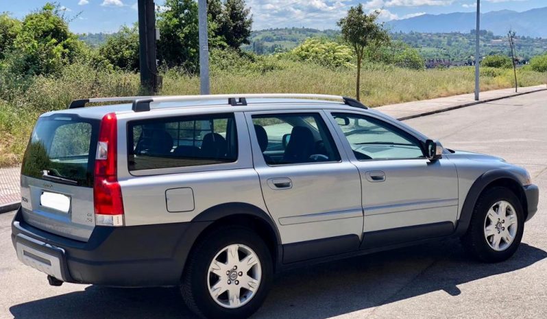 Volvo XC 70 2.4 D5 Momentum lleno
