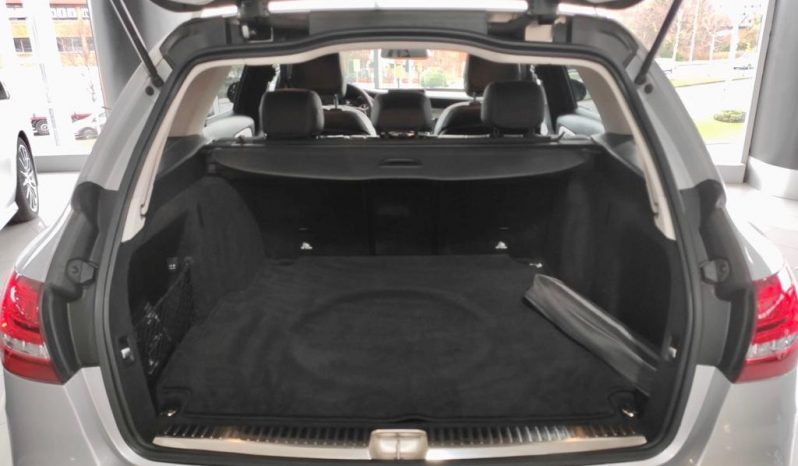 Mercedes Benz C220d lleno